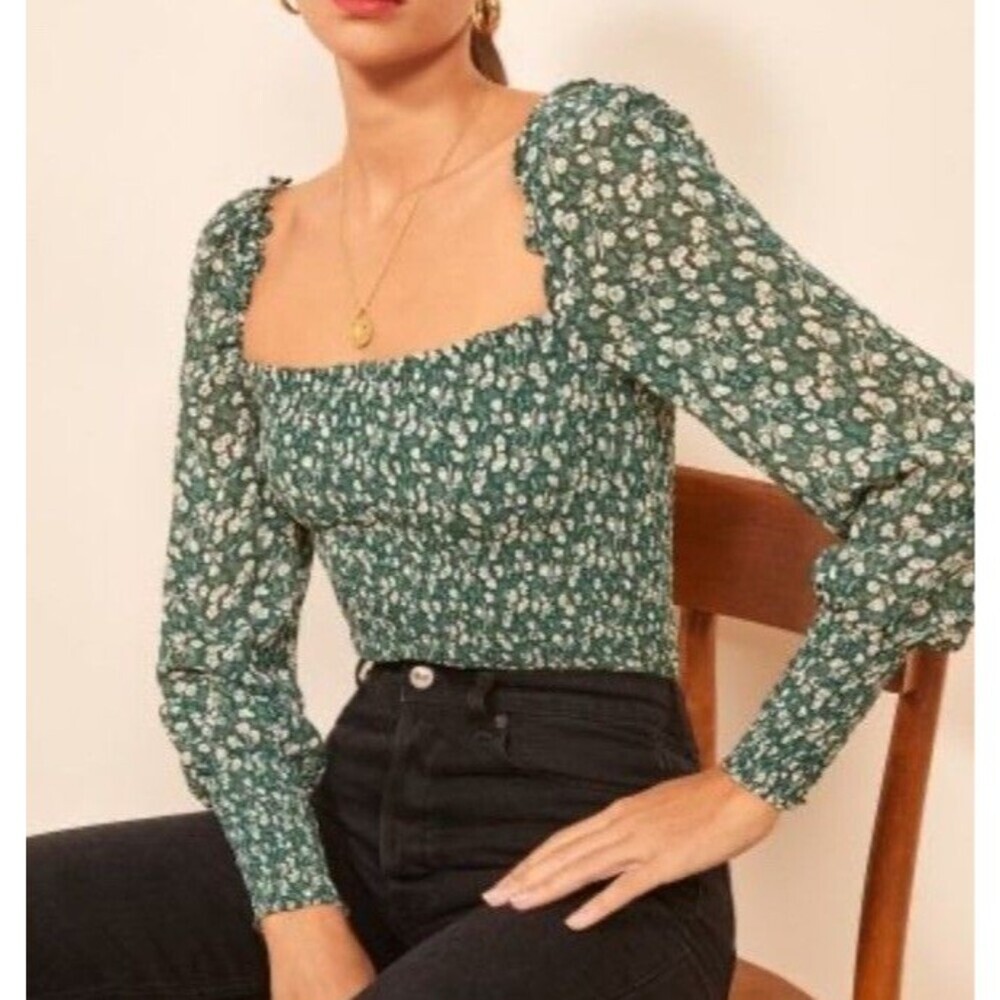 Reformation floral green ditsy print cropped smocked Pinto top size S
